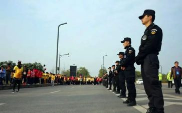 安保部半年工作总结6篇