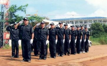 安保月工作报告7篇