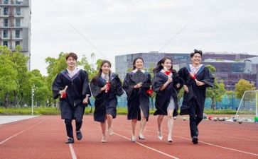 爬毕业墙作文精选8篇