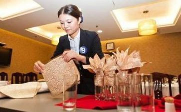 餐饮部半年工作总结6篇