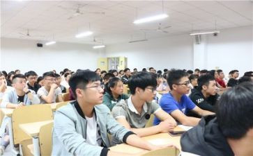 大学励志的演讲稿参考7篇