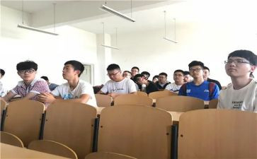 大学班级的个人总结报告7篇