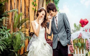 男方订婚宴席讲话稿5篇