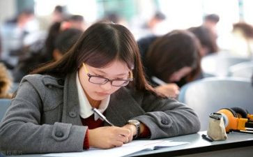 《考试》作文700字6篇