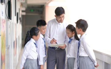 的老师作文400字8篇