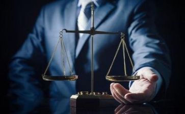 当律师的作文5篇