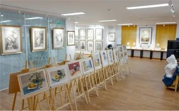 美术老师工作报告8篇