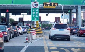 半年度医院收费员工作总结6篇