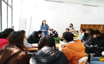 大学班级团工作报告8篇