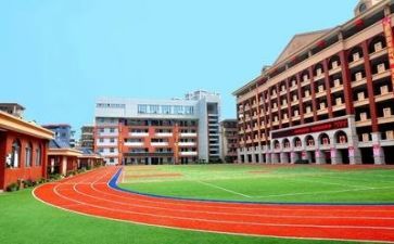 在学校仿写作文的作文6篇