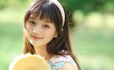 给女孩的小作文通用6篇