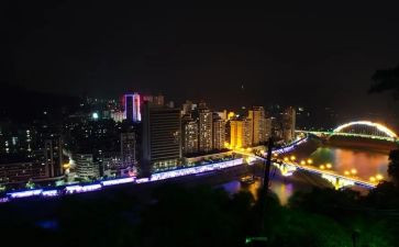 子夜读后感800字6篇