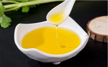 加油站员工年度总结5篇