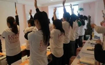 家政月嫂服务合同6篇
