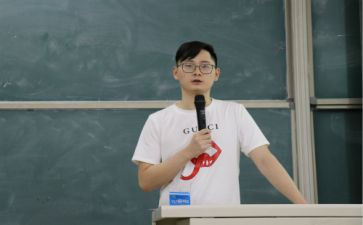 学生会主席的演讲稿参考8篇